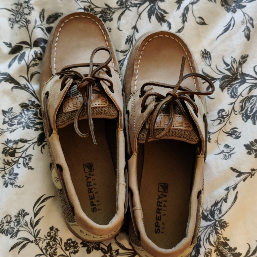 Sperry boat shoes nwot
